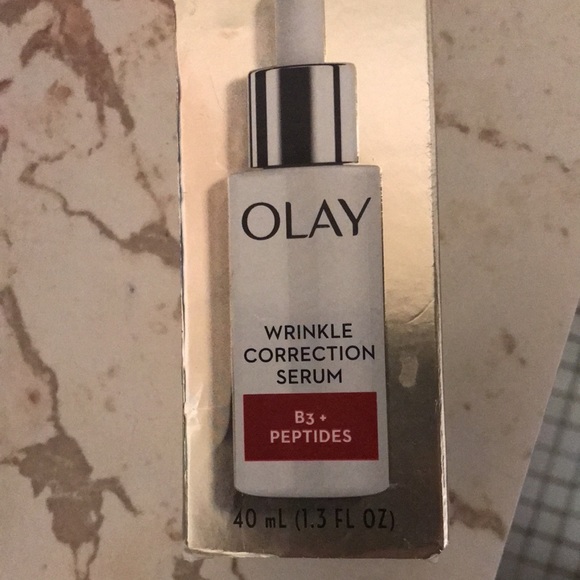 “OLAY WRINKLE CORRECTION SERUM” (new)! - Picture 4 of 7